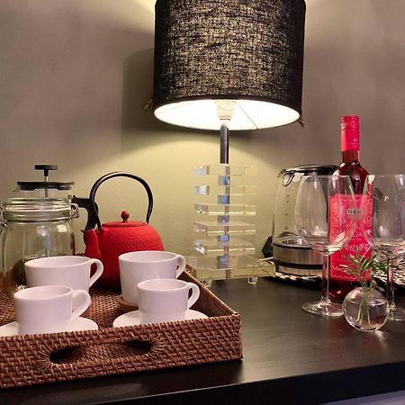 Chic Suite Figueiras W Balcony In Taviras Historical Centre Bagian luar foto
